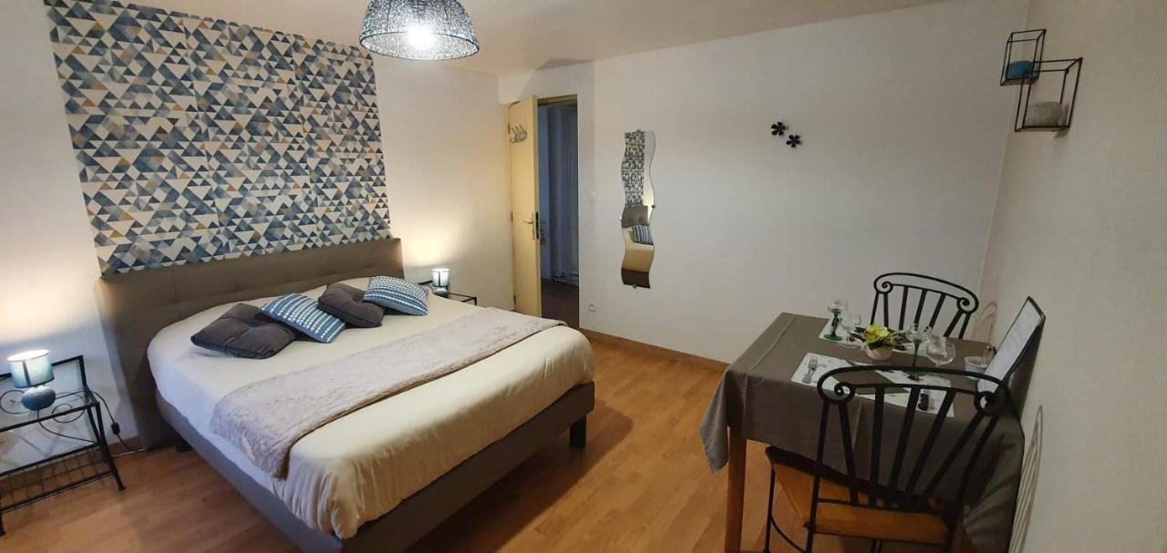 Chambre D'Hotes Le Saut De La Truite Орбе Екстериор снимка