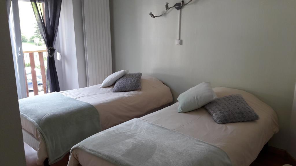 Chambre D'Hotes Le Saut De La Truite Орбе Екстериор снимка